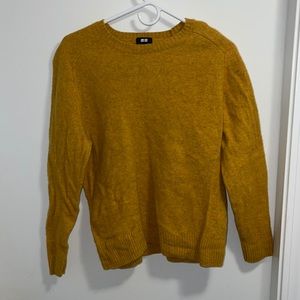 Kid’s XL Uniqlo Sweater